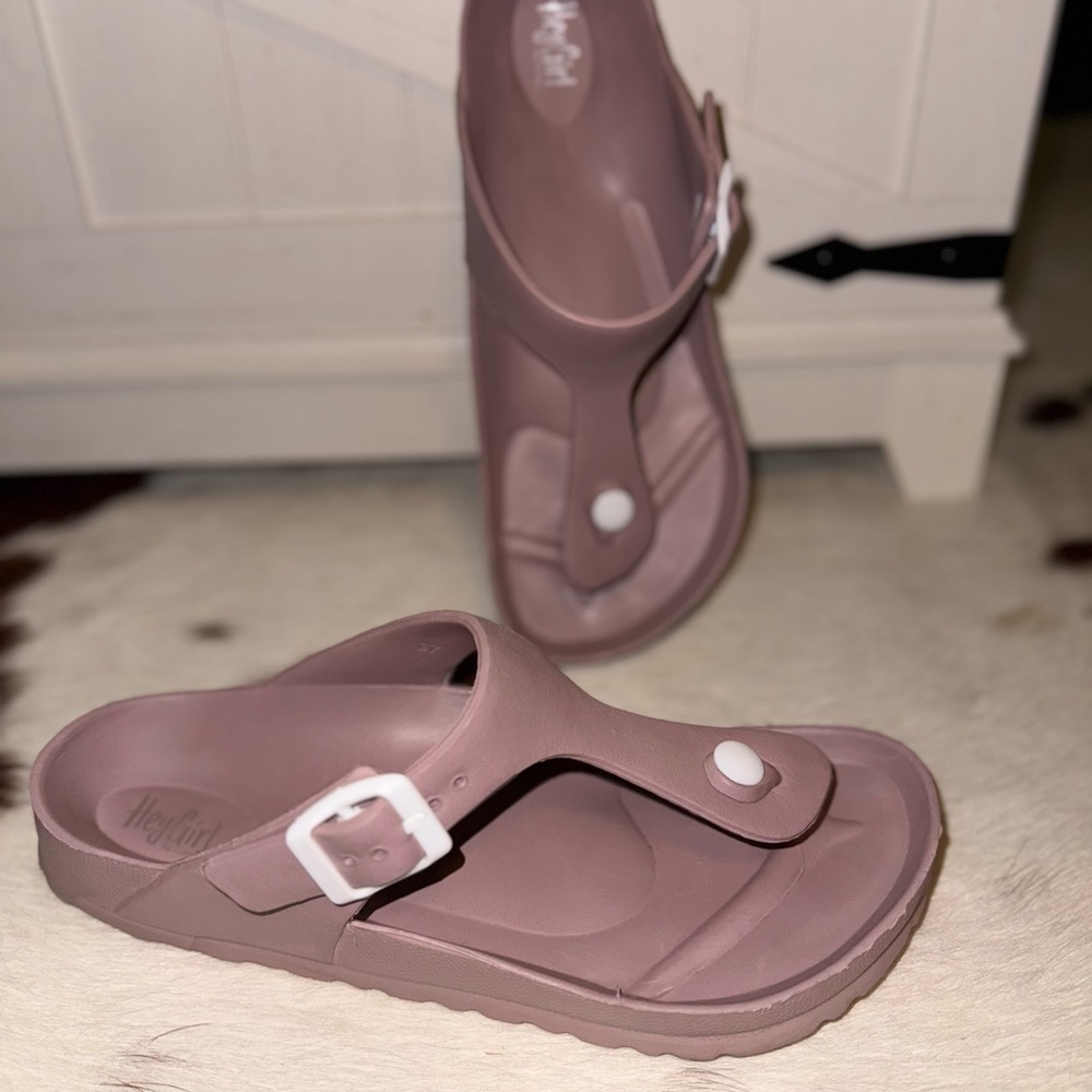 Hey Girl by Corkys Jet Ski Slip-On Waterproof Toe Strap Sandal Size 6